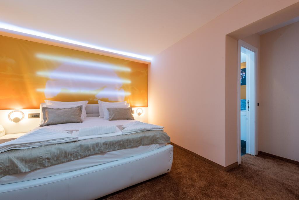 Adriatica Dream Luxury Accommodation - Free Parking Задар Екстериор снимка