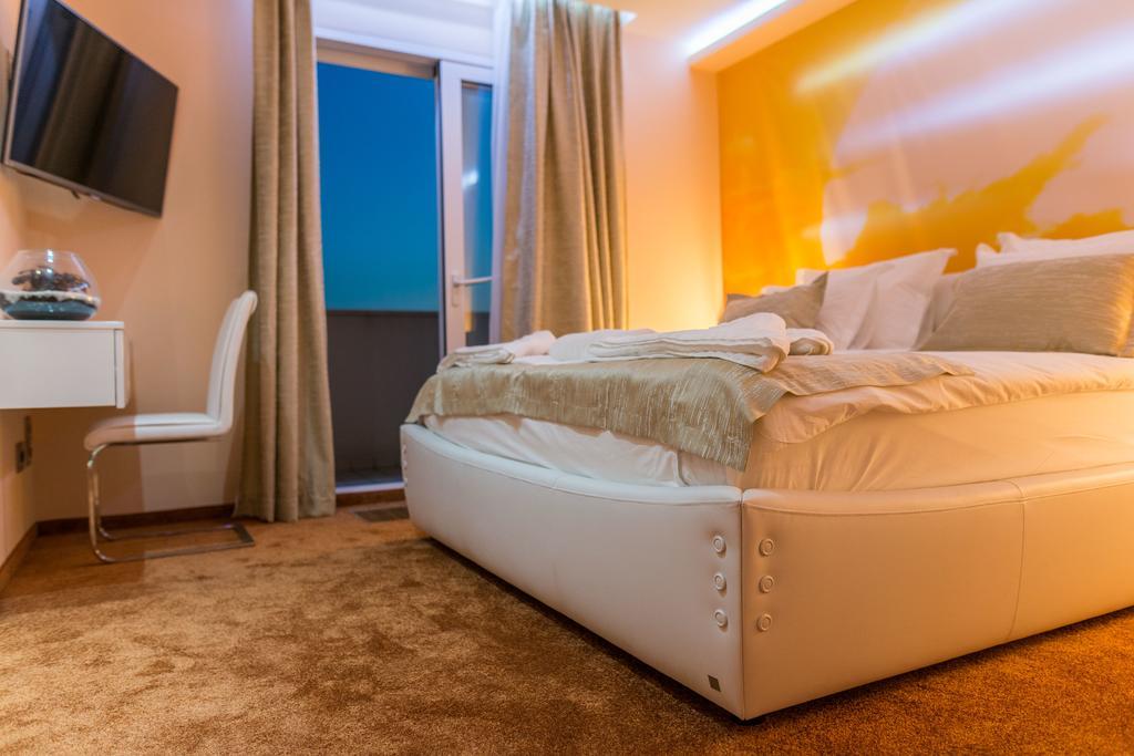 Adriatica Dream Luxury Accommodation - Free Parking Задар Екстериор снимка
